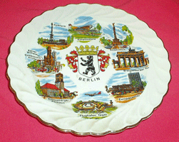 Berlin crest plate